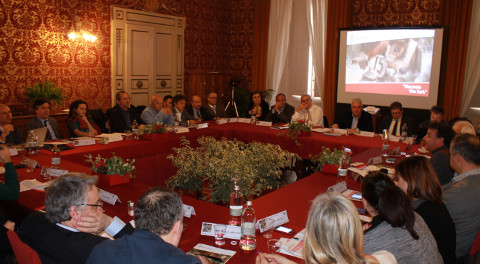 Incontro tra rappresentanti delle istituzioni a Macerata