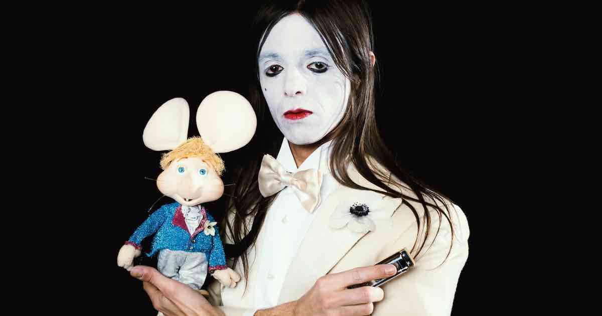 Sanremo-2025-Lucio-Corsi-Topo-Gigio